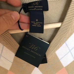 Brooks Brothers Sweaters - BNWT Brooks Brothers Argyle Sweater Vest Brooks Brothers Sweaters - BNWT Brooks Brothers Argyle Sweater Vest